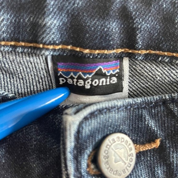 Patagonia Women's Dark Denim Flare Cut Jeans Organic Cotton Size 27 Outdoors - Picture 7 of 9